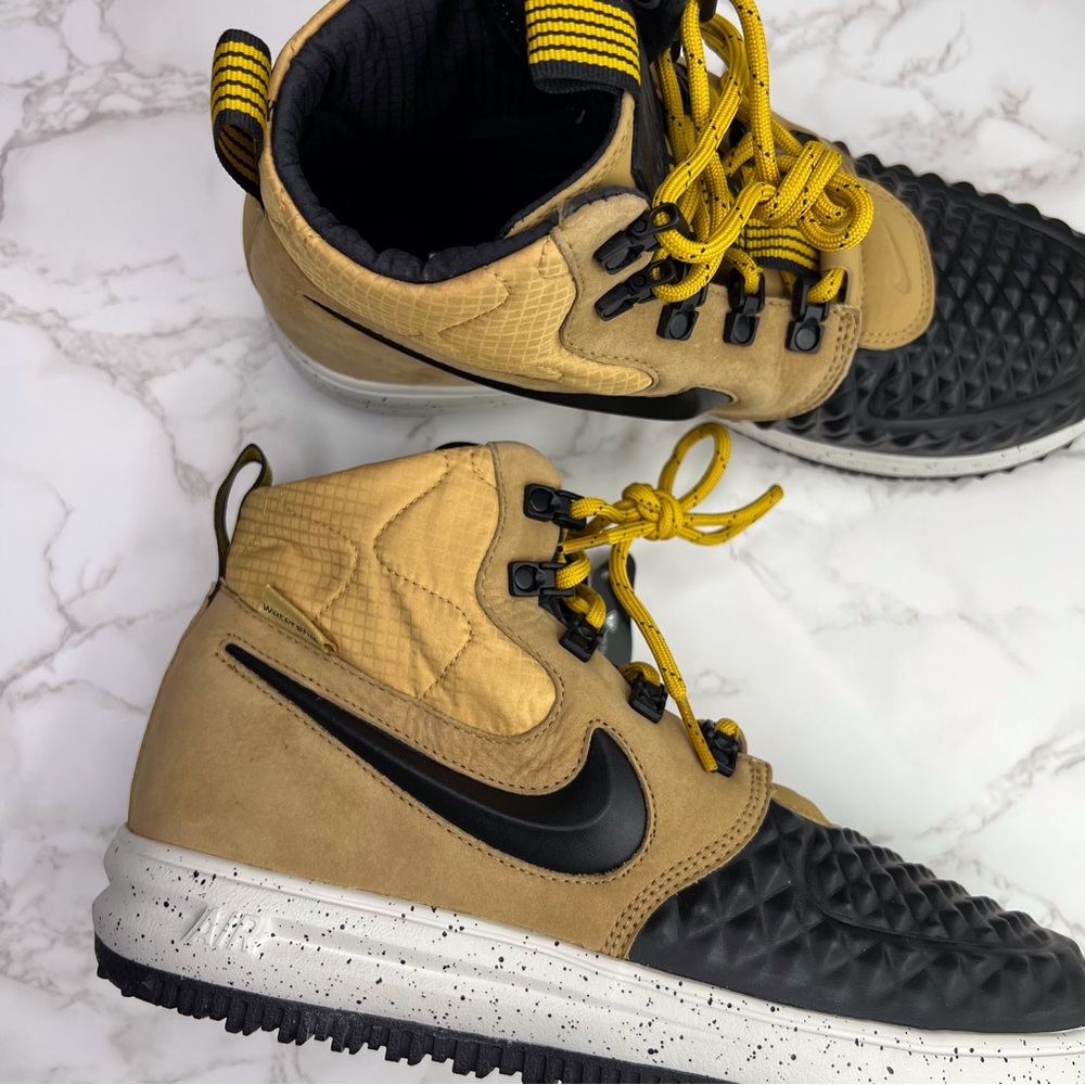 Nike Lunar Force 1 Duckboot - Picture 13 of 16